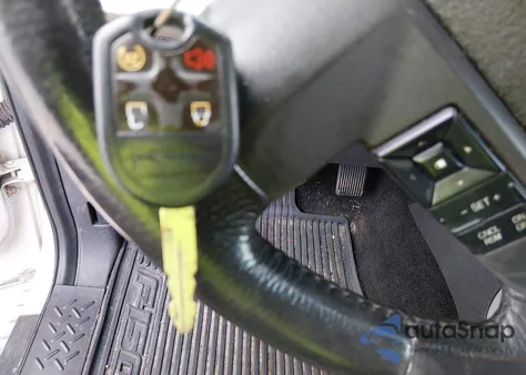 2011 Ford F-150 Lariat from USA, damaged, VIN 1FTFW1E66BFA84479